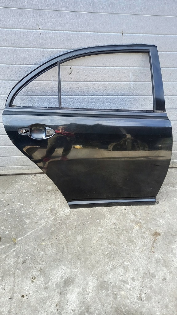 фото №1, Двері задня праве toyota avensis t25 hb 03r