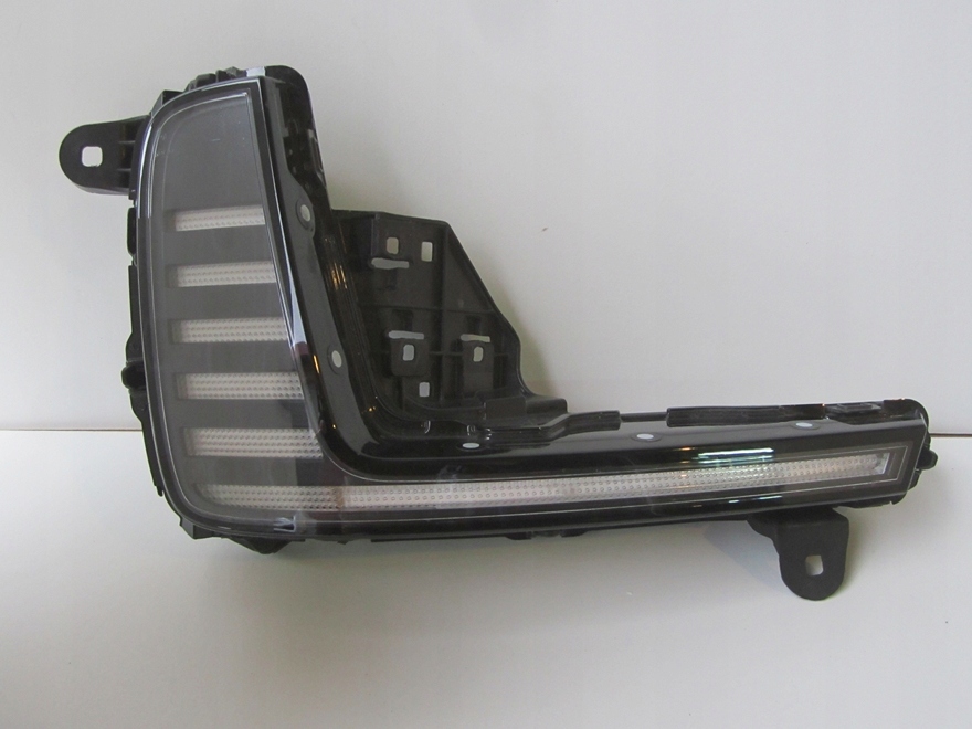 фото №1, Лампа led drl противотуманная фара левый audi q7 ii e-tron 4m