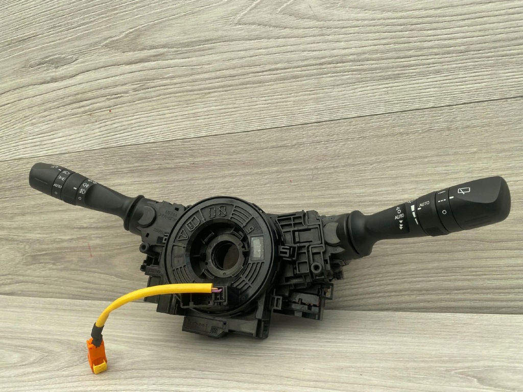 фото №1, Toyota rav4 iv 14-18 перемикач комбінований світла стрічка перемикачі