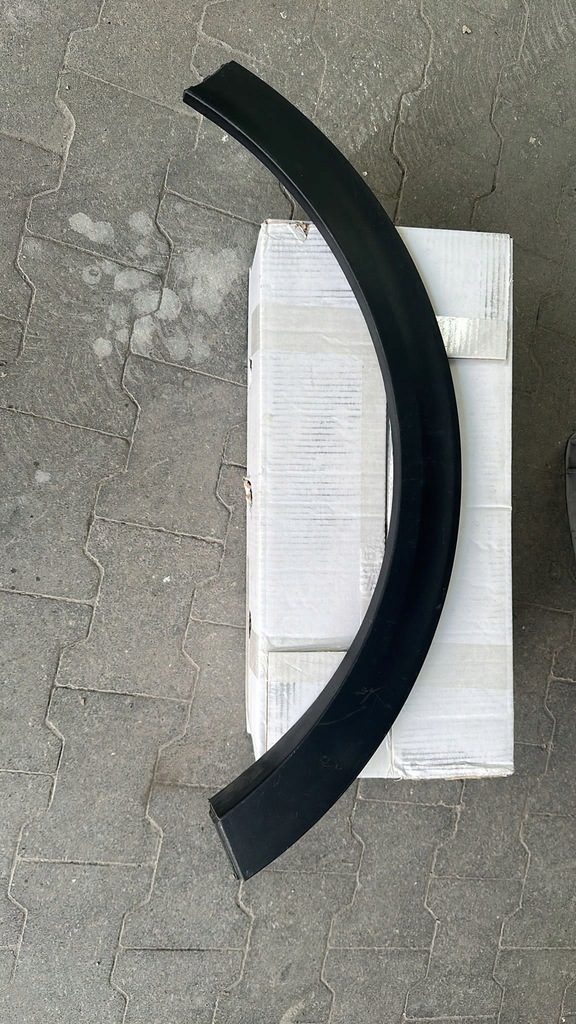 фото №1, Kia sportage 2016- молдинг na крыло задняя правая