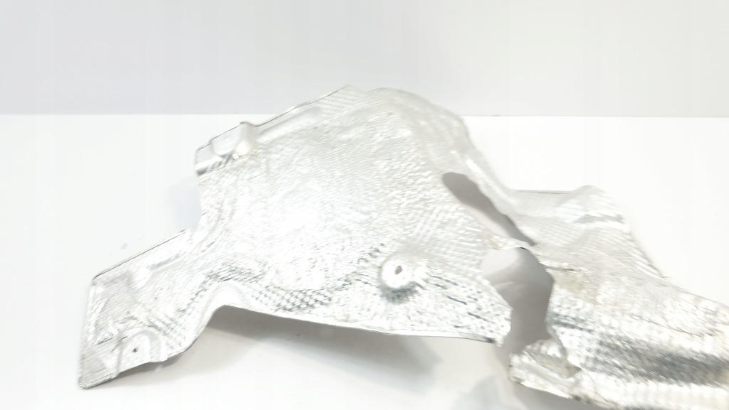 Купить Mercedes cls 218 3.0 cdi накладка тепловая a2126823771