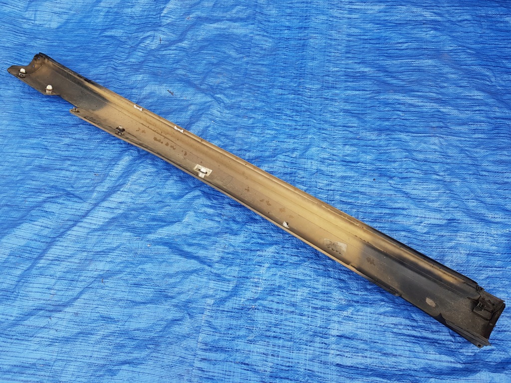 Молдинг поріг права mercedes cls 55 w219 amg 5.5 c197 197 Ціна