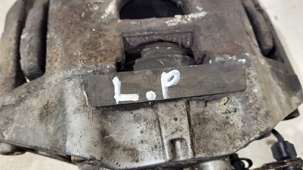 фото №6, Супорт гальмівний лівий перед audi a4 b7 3,0tdi 973