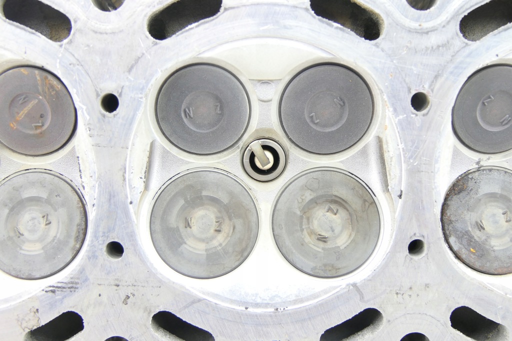 фото №10, Головка toyota yaris iii 1.5 hybrid 1nz