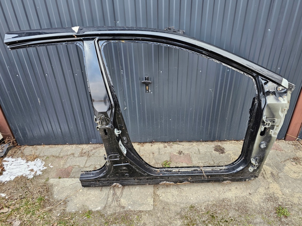 фото №1, Toyota corolla e21 порог ze стойка рамка правая сторона