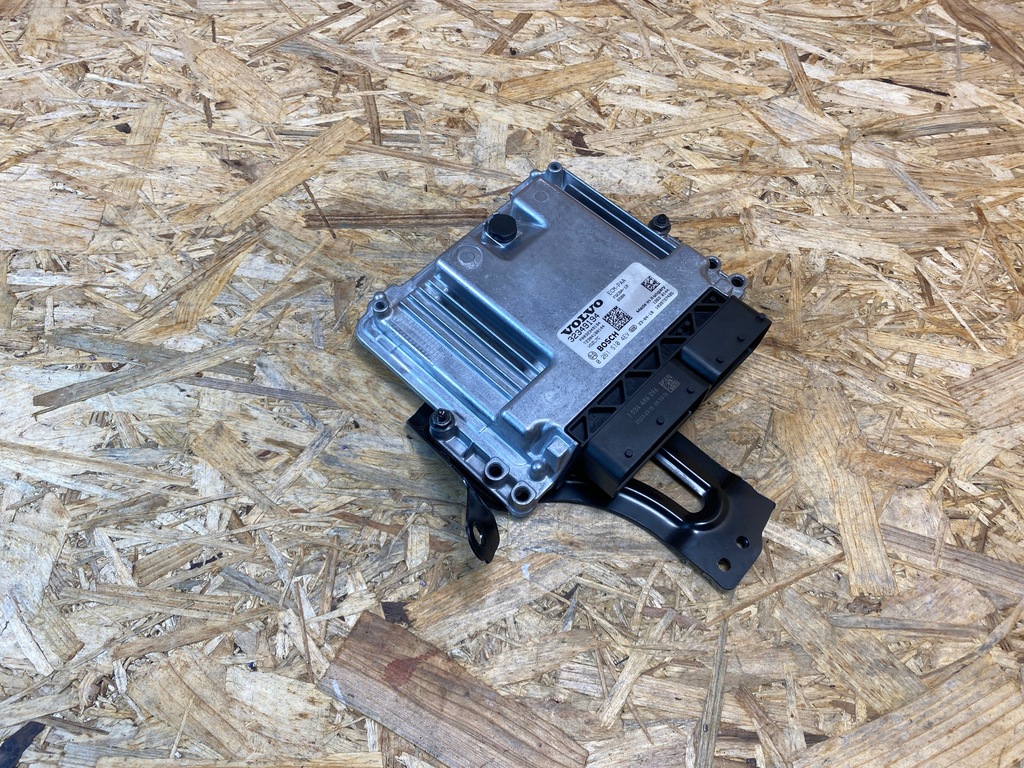 фото №7, Бортовой компьютер блок управления двигателя volvo c40 xc40 ev электрик 32349194