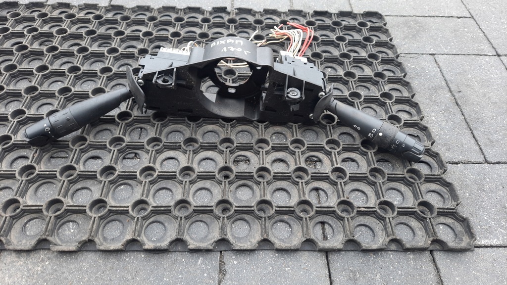 фото №1, Aixam scouty 2005 перемикач світла