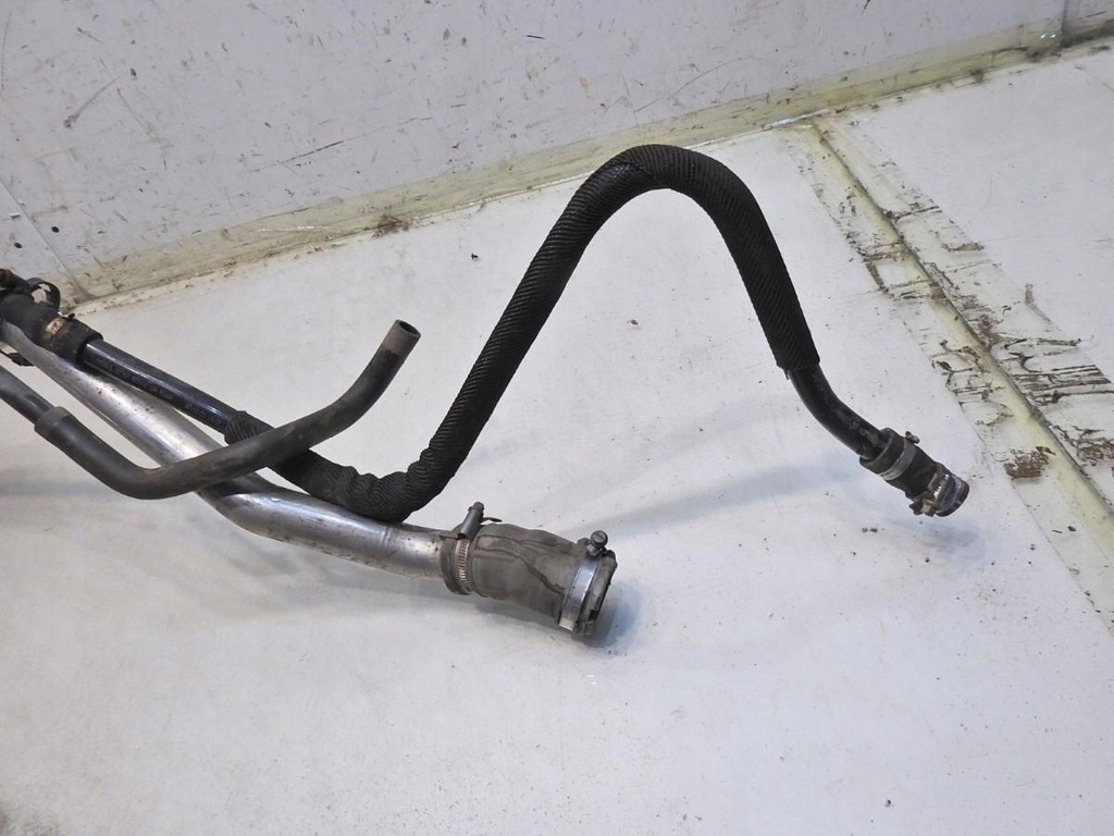 фото №3, Заливная горловина труба топлива volvo v70 iii 2.0 f