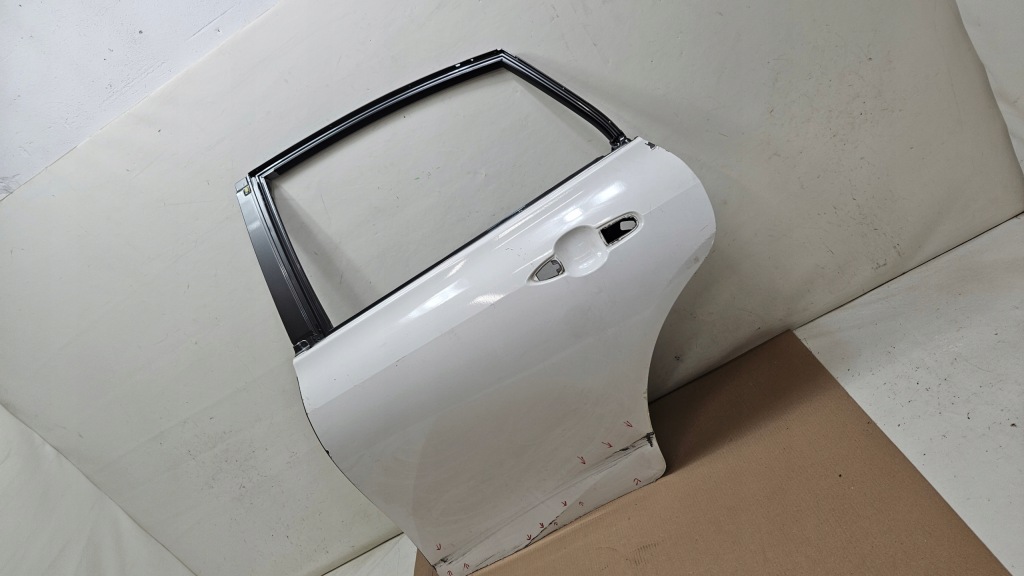 фото №2, Дверь левая задняя задние toyota mirai ii оригинальные