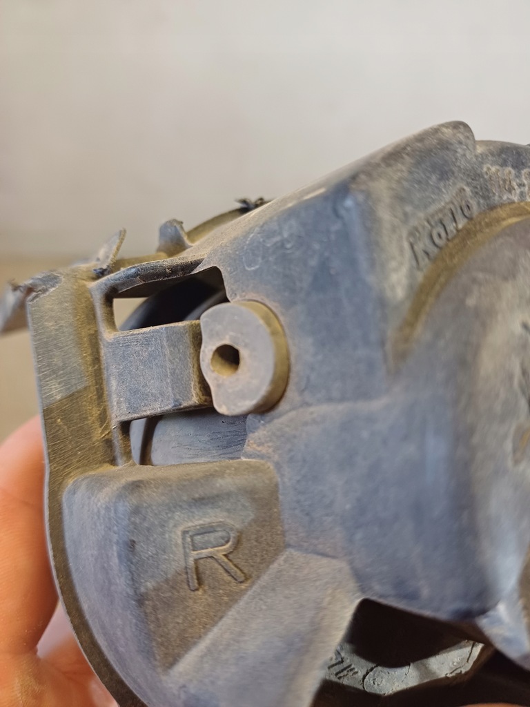 фото №8, Противотуманная фара правый subaru forester ii lift nr. 144-20882