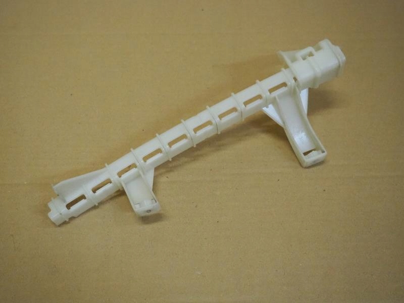 фото №1, Напрямна скло правий задня audi q3 8u