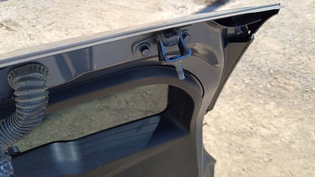 фото №12, Кришка багажника багажника задня задня комплектна ford explorer v 2016 - 2019