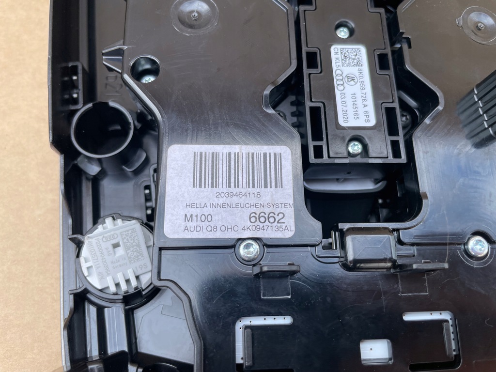 фото №5, Лампа потолочный audi a4 b9 a6 c8 4k0947135al оригинал