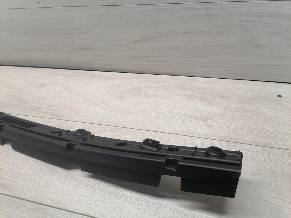 фото №8, Maserati levante напрямна бампера задня -670032729