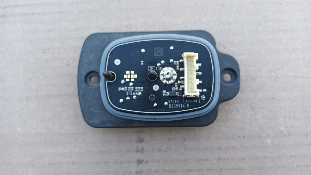 Модуль led ford kuga 3 19- штекер 8 pin Ціна