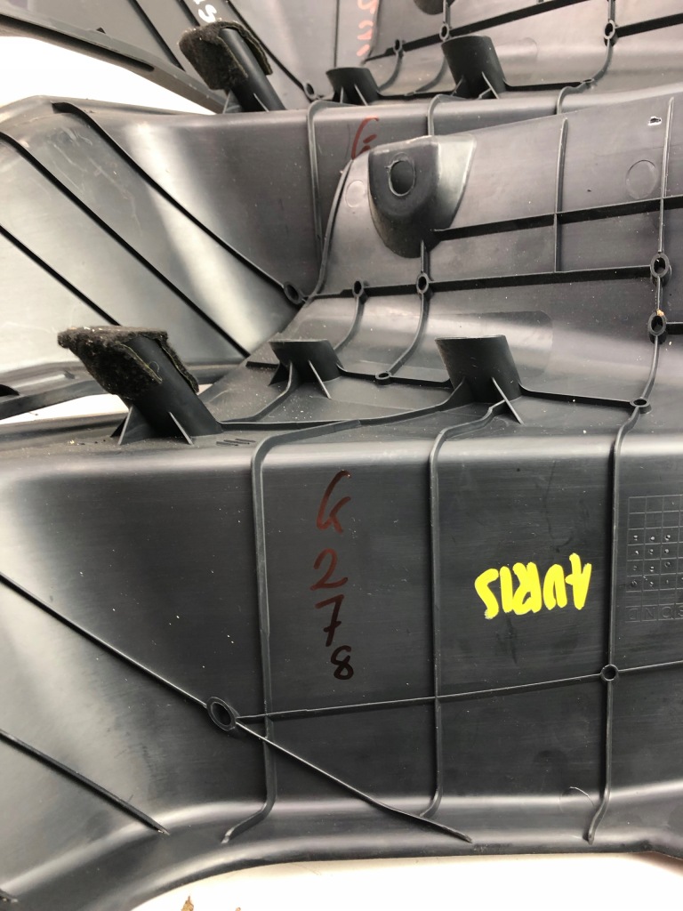 фото №4, Toyota auris ii захист акумулятора права 76973-02010