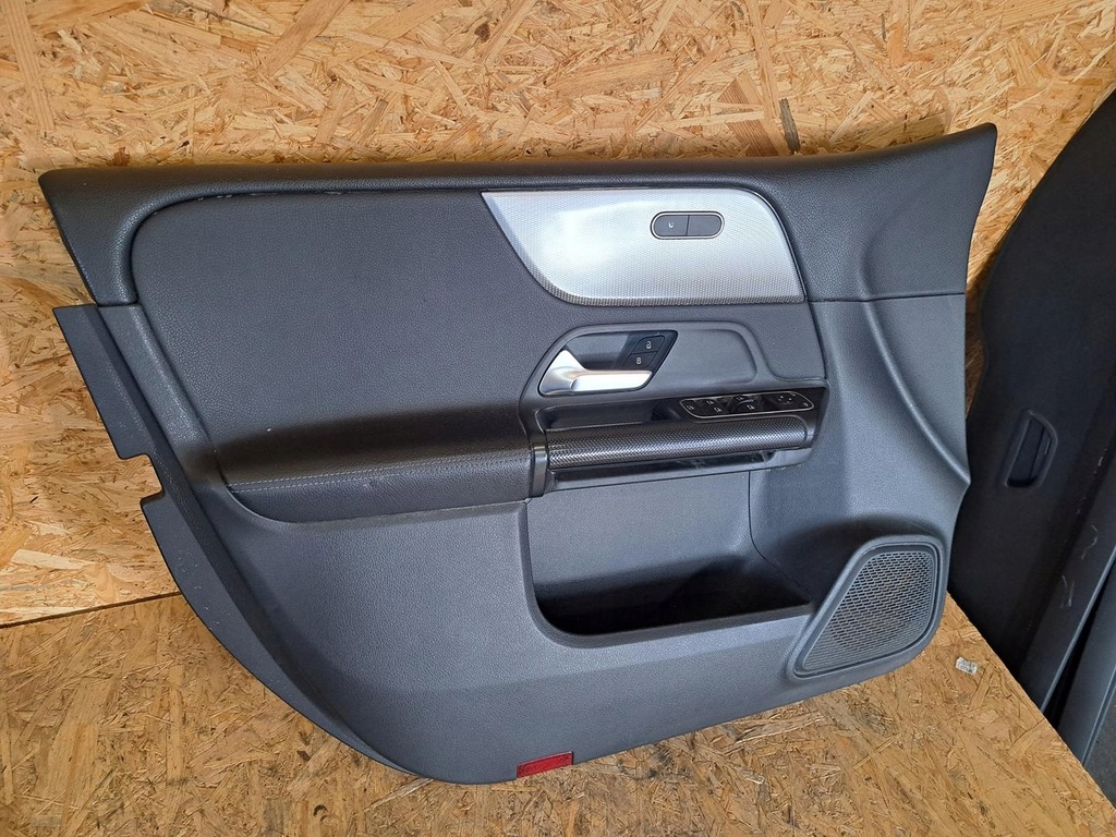 фото №5, Mercedes w247 b-klasa обшивка лівий перед передній