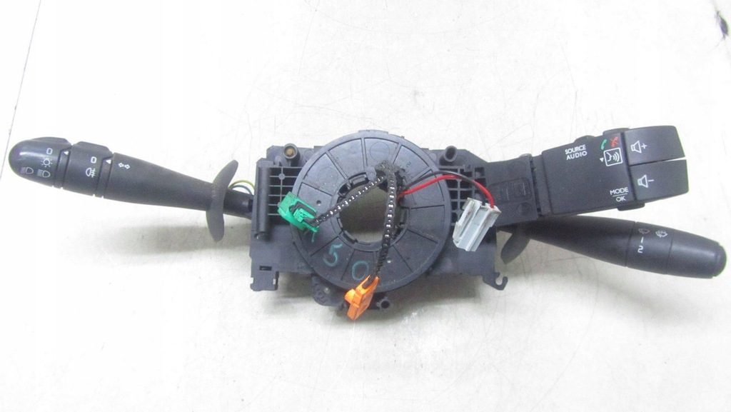 фото №1, Trafic vivaro ii переключатель комбинированный 8200878343