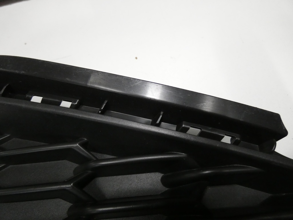 фото №6, Решётка бампера правая hyundai i-30 n lift 473.