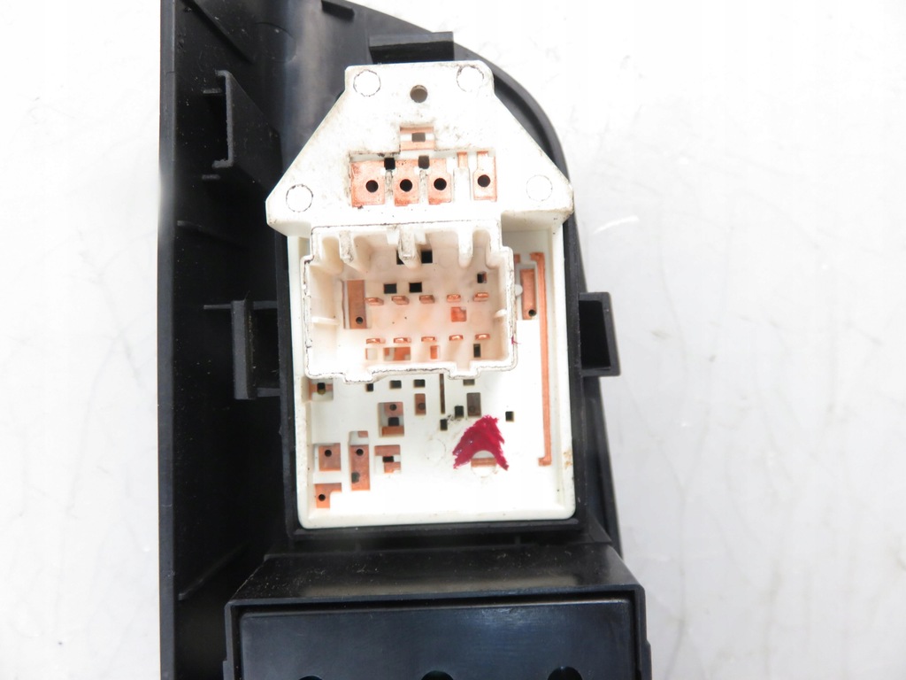 фото №9, Панель вікон kia ceed i sw 823511h110