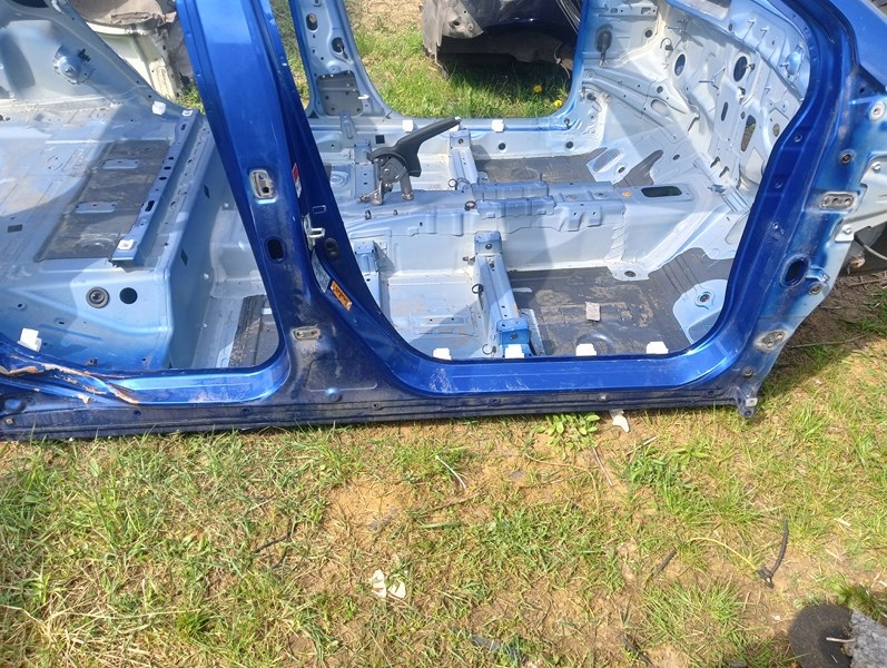 фото №1, Suzuki sx4 s-cross порог блок двигателя правый 14r