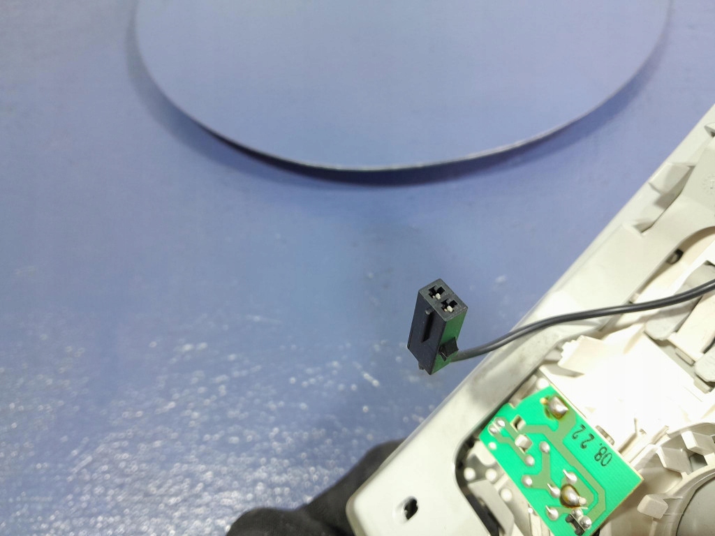 фото №6, Vw passat b6 лампа потолочный перед 1k0868837e