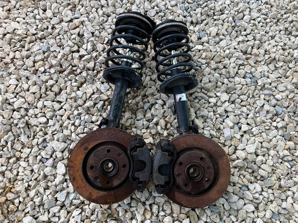 фото №1, Citroen berlingo i поворотный кулак амортизатор правый