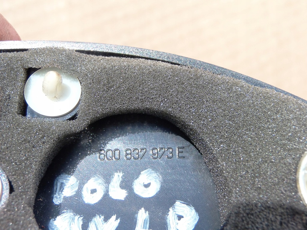 фото №5, Заглушка зеркало левая 6q0837973e vw polo 9n iv