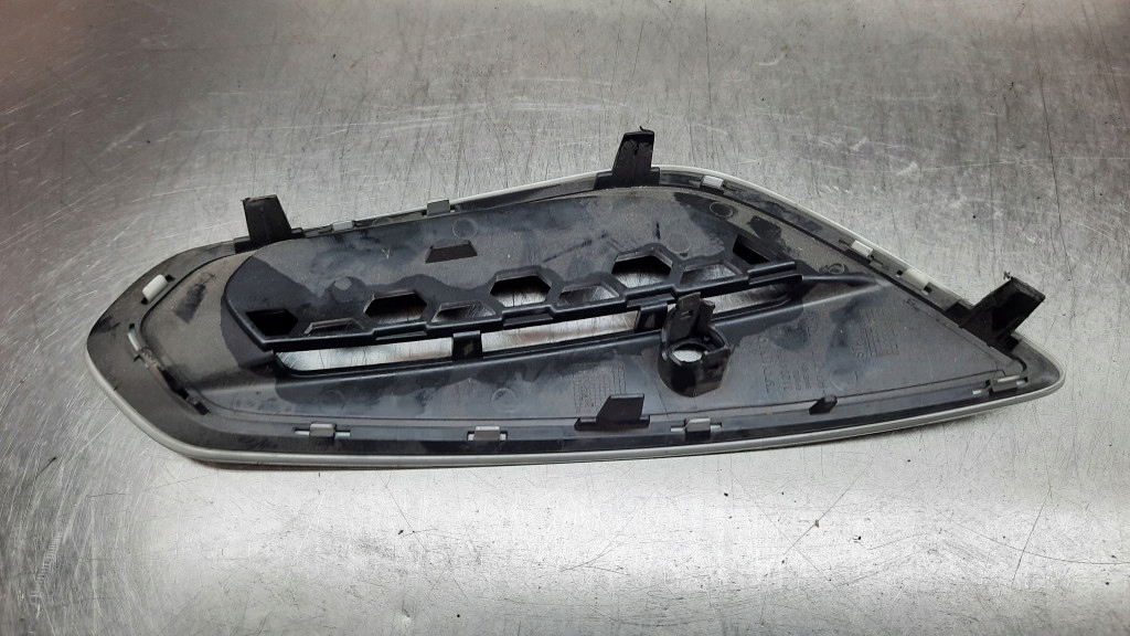 фото №7, Решётка бампера левая 31294135 volvo v60 s60 ii