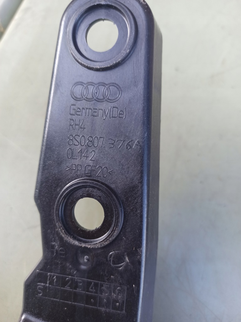 фото №9, Направляющая бампера заднего задняя левый правый audi tt 8s