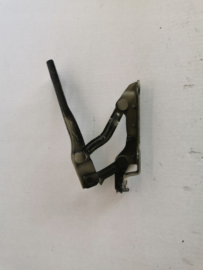 фото №1, Skoda octavia ii 2 петля капот правый 1z0823302c