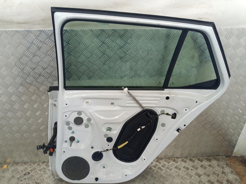 фото №6, Skoda fabia iii hb дверь задняя правое ls9r