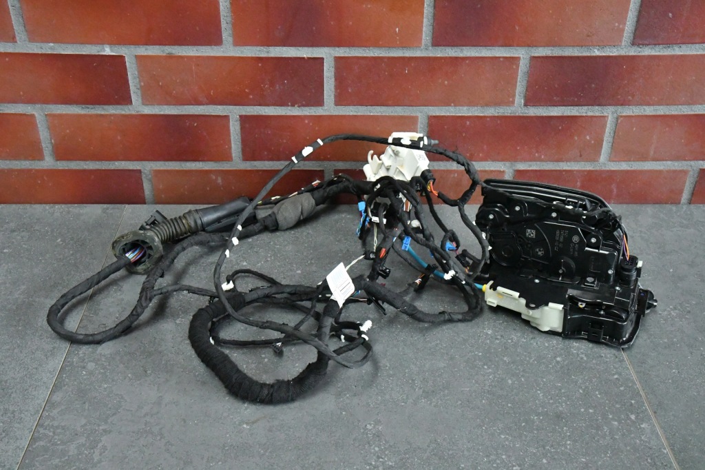 фото №1, Замок лівий доводчик soft close bmw 8 g14 g15 m8 f91 f92 10km