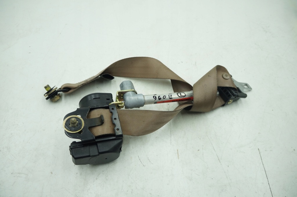 фото №1, Volvo v90 i pas натяжитель левый перед 9156355