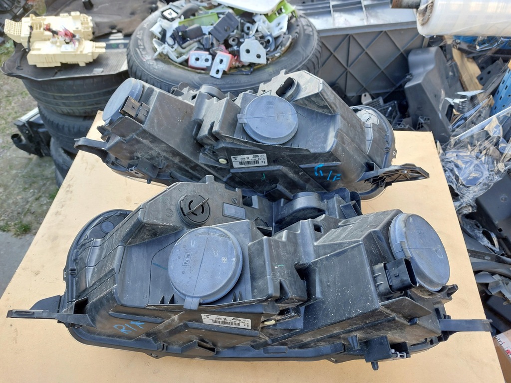 фото №8, Лампи передні права+ ліва комплект peugeot rifter europa