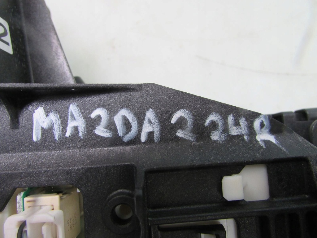 фото №10, Mazda 2 kb 1.5 24r iv v домкрат трос переключения передач рычаг 33820-k0040