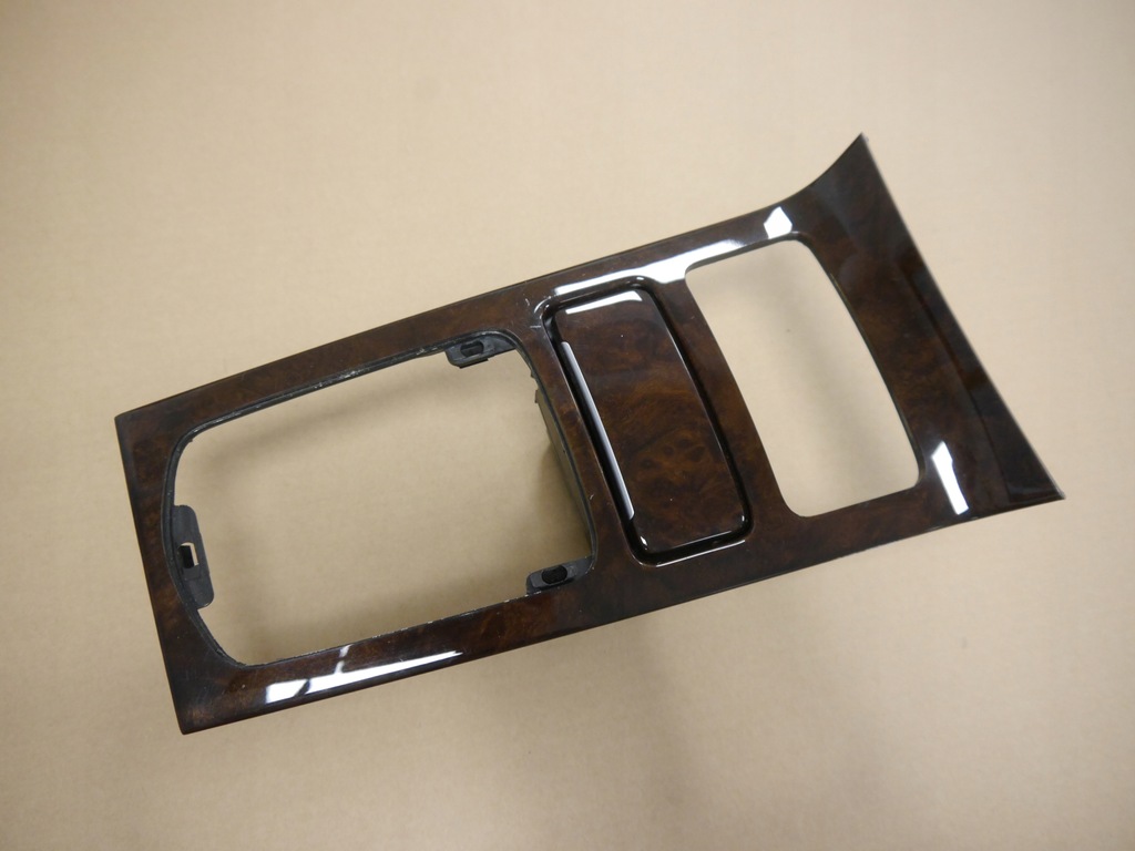 фото №1, Porsche cayenne 7p5 рамка передач 7p5863324