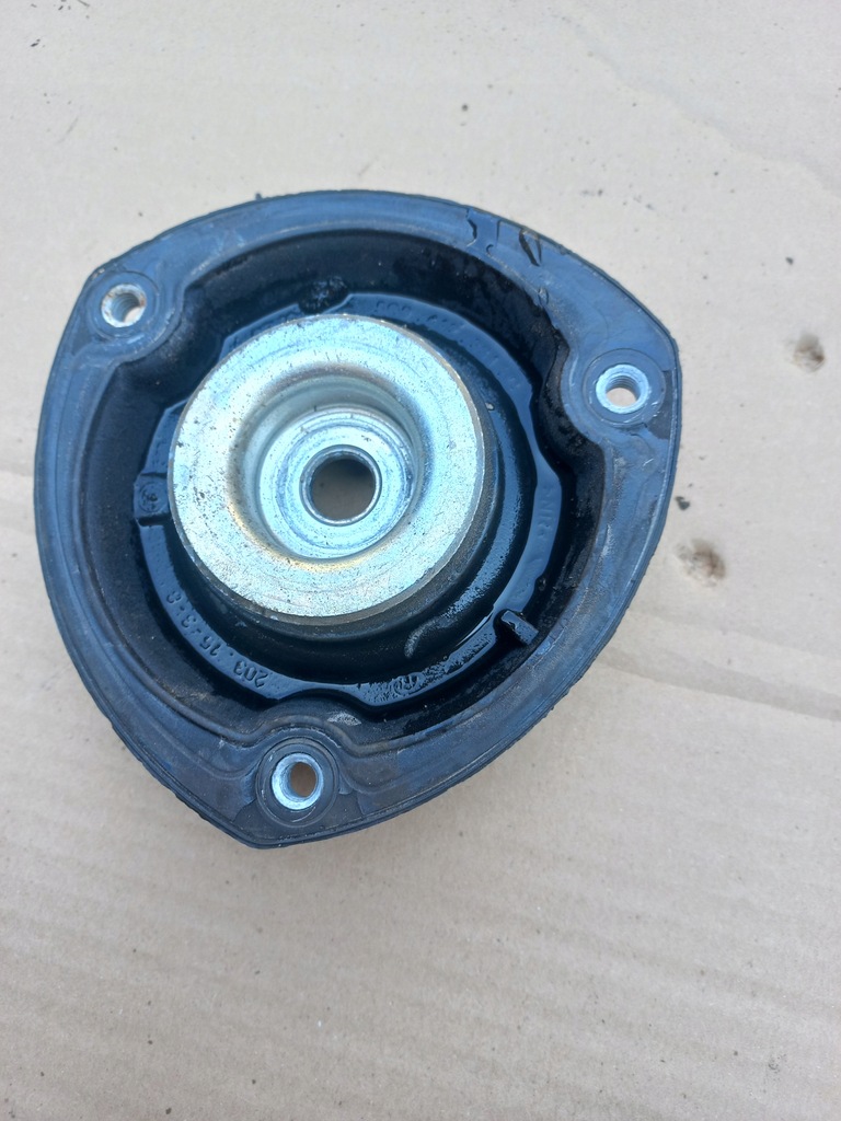 фото №1, Passat b8 подушка амортизатора перед 5q0412331c