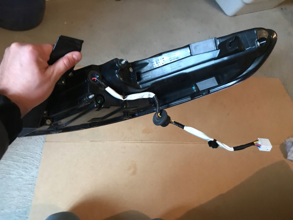 фото №3, Лампа світло стоп xpeng g3