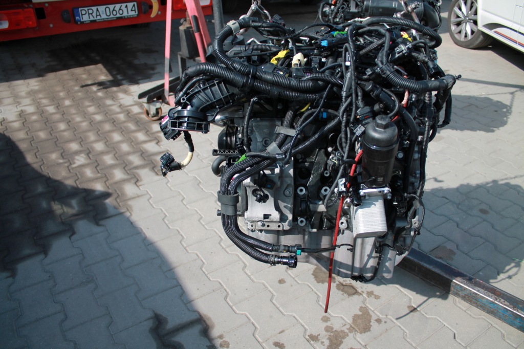 Купити Двигун kompletny bmw b47d20a 60 tyskm 19 rok
