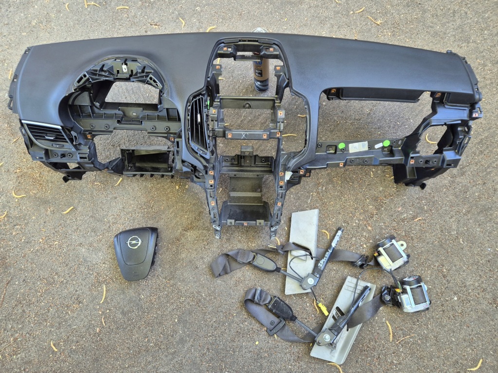 фото №1, Opel zafira c iii подушка безпеки консоль ремені оригінал комплект