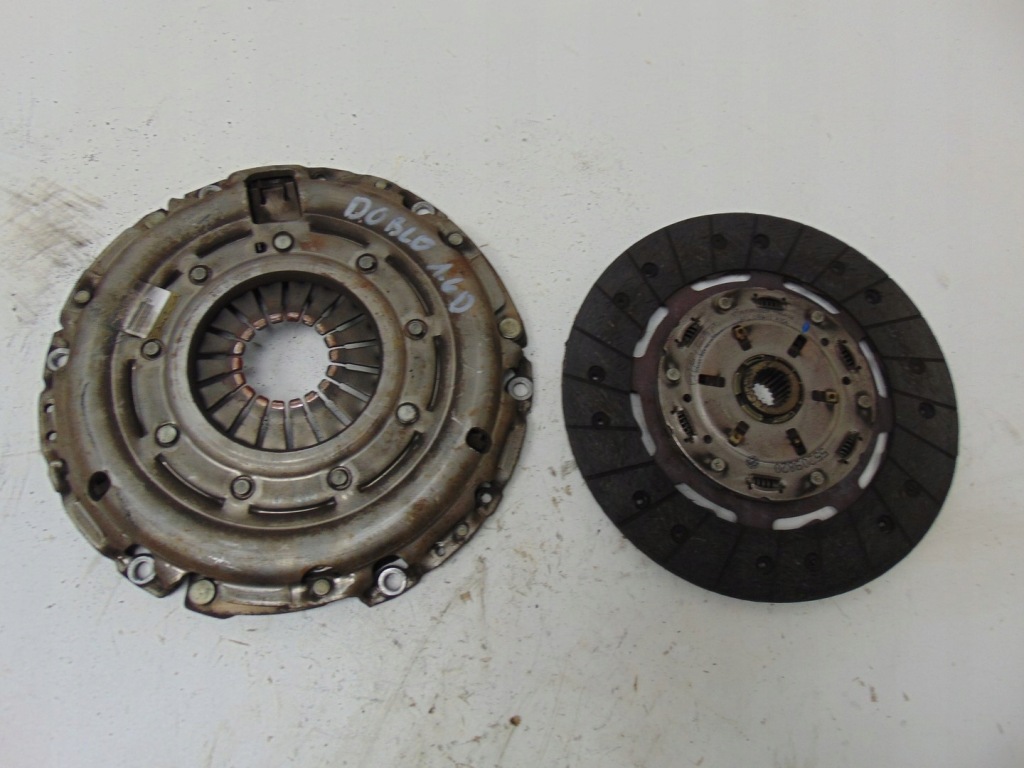 фото №1, Сцепление диск i прижим fiat doblo ii 1.6 mtj 55212656 55209820