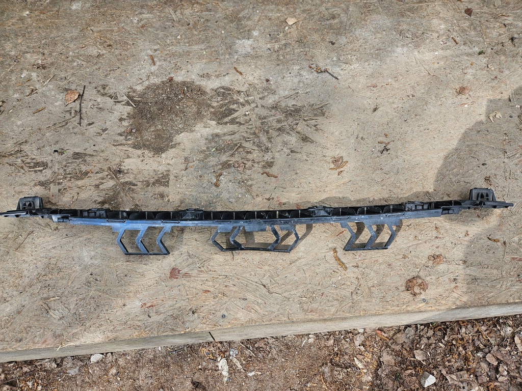 фото №1, Mercedes glc x254 w254 направляющая задняя бампера