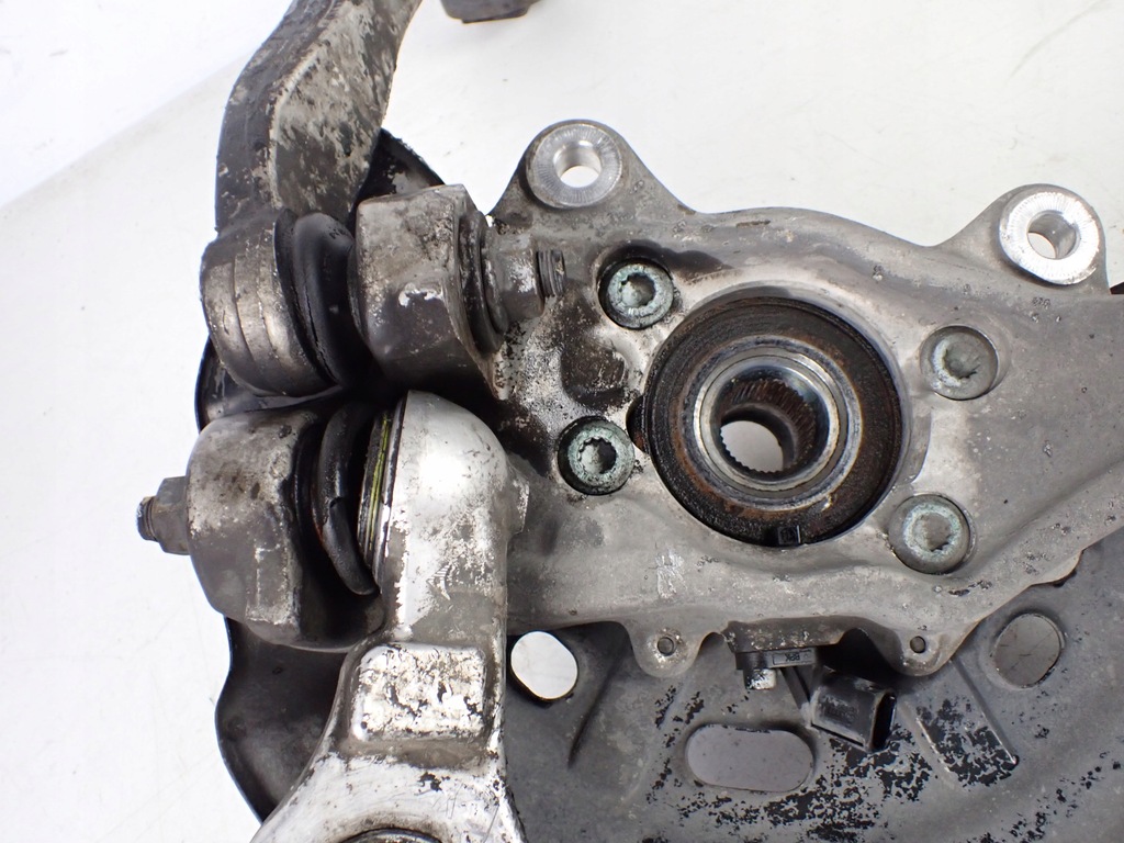 фото №10, Поворотный кулак подвеска ступица левый перед audi a8 s8 d3 5.2 короткий