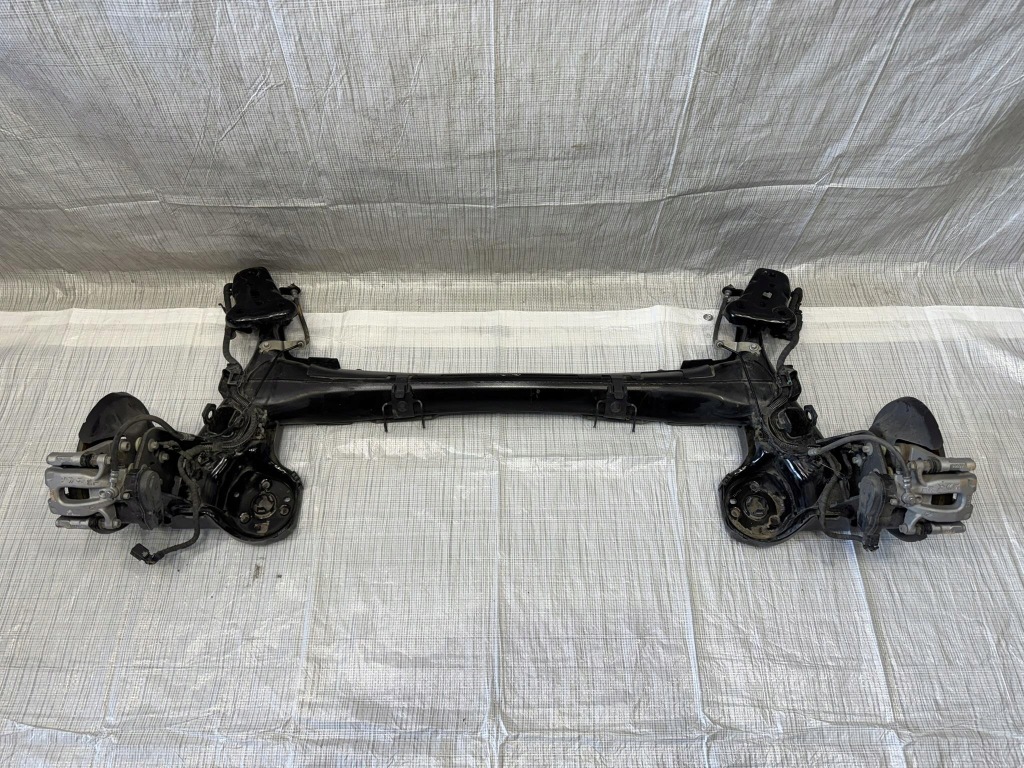 фото №1, Oś задняя балка fiat 600 fiat 600 - oś задняя