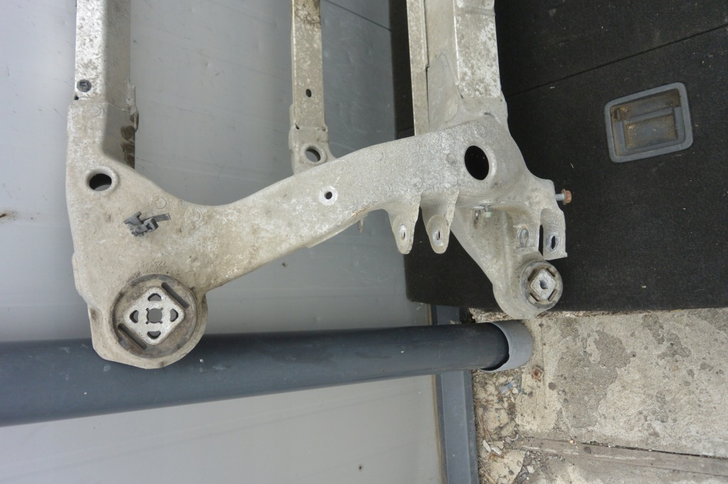 фото №7, Подрамник балка подвеска задняя tesla model s 12-16