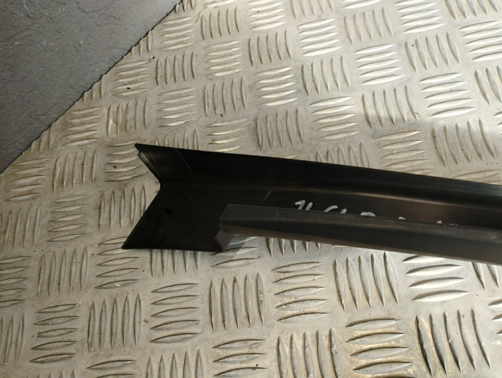 фото №13, Bmw f40 рамка дверь правая передняя 7464802 7464804