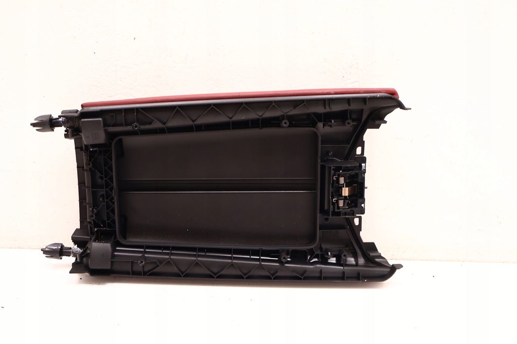 фото №9, Maserati levante підлокітник b0007529