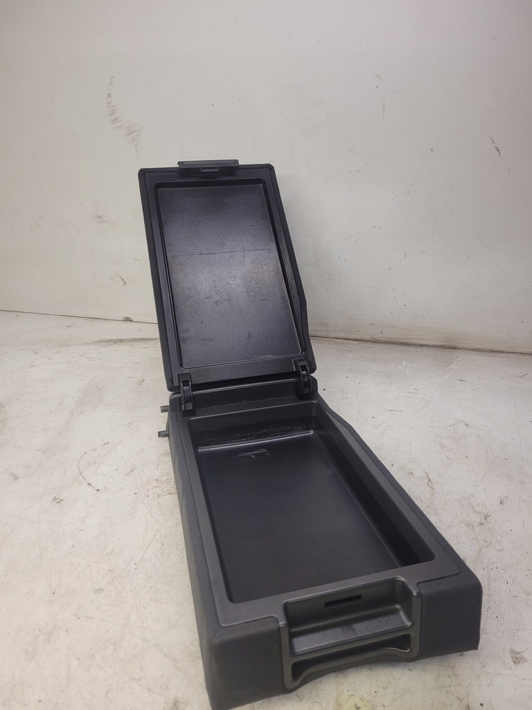 фото №6, Підлокітник сидіння задня audi a4 b6 b7 велюр