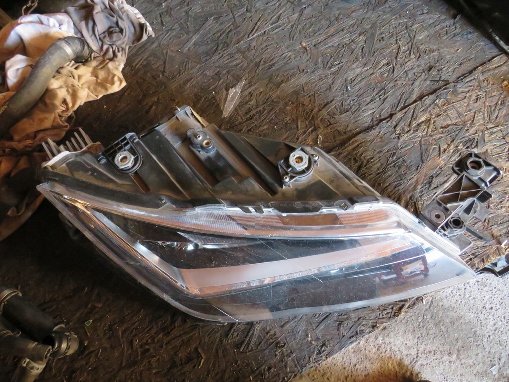 фото №6, Лампа лампы передние seat leon 3 iii fr